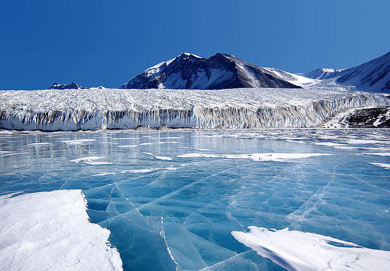 Photo by Joe Mastroianni, National Science Foundation (From Antarctic Photo Library: LAKEFRYXELL.JPG) [Public domain], via Wikimedia Commons