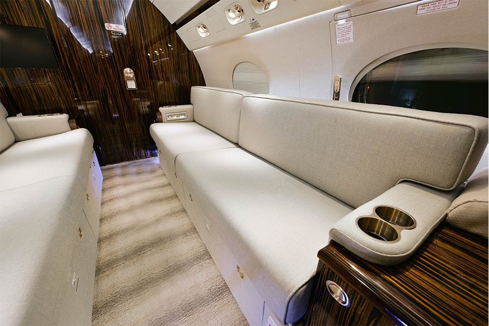 Gulfstream G550 Solairus Aviation