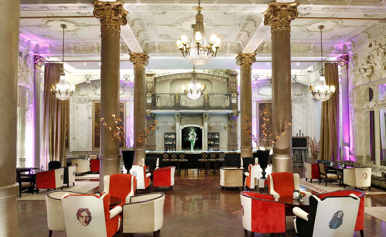 Best Hotel Lobbies in The World Photo via Savoy Hotel